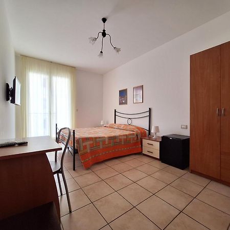 Fragolina B&B ฟูร์ชีซิกูโล ภายนอก รูปภาพ